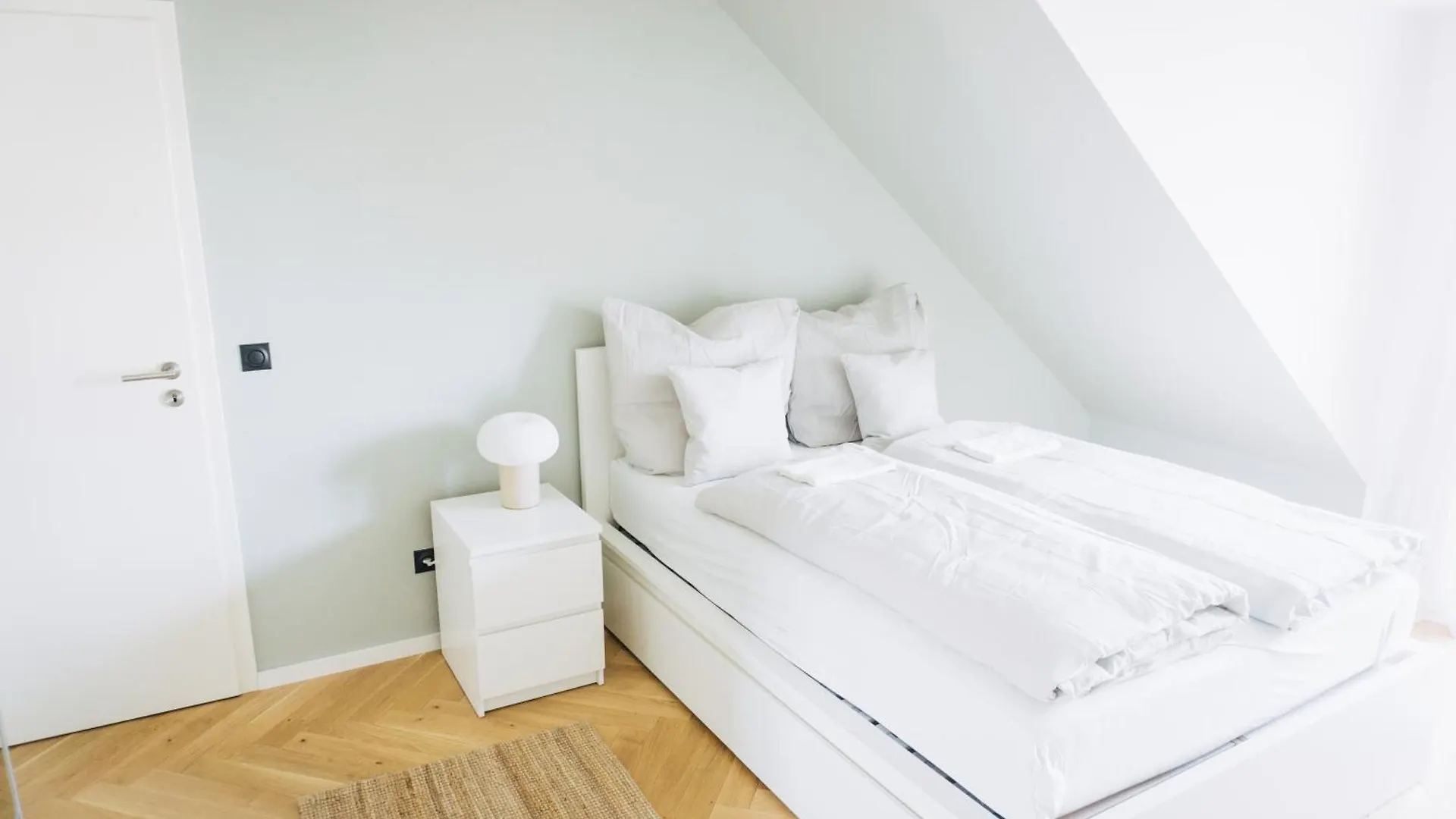Homestay Raum Life - Design Apartment In Hallbergmoos
