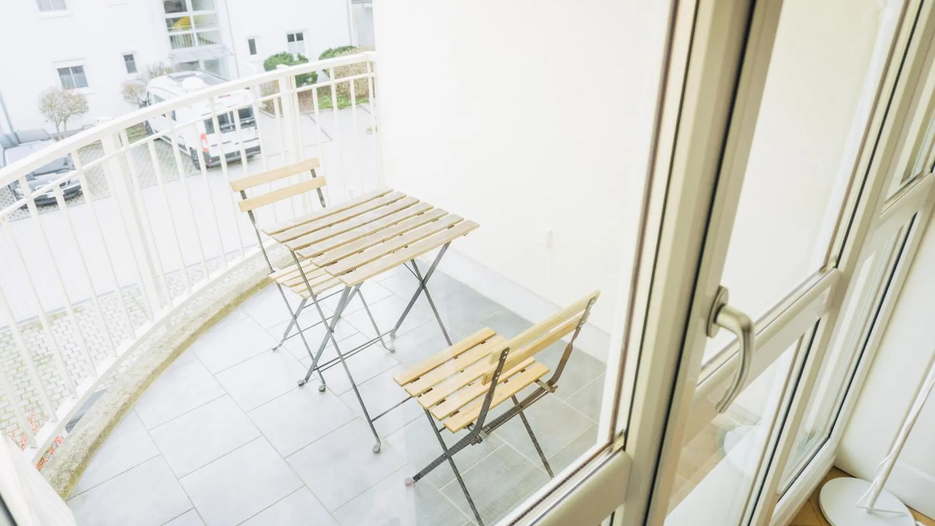 Raum Life - Design Apartment In Hallbergmoos 0*,